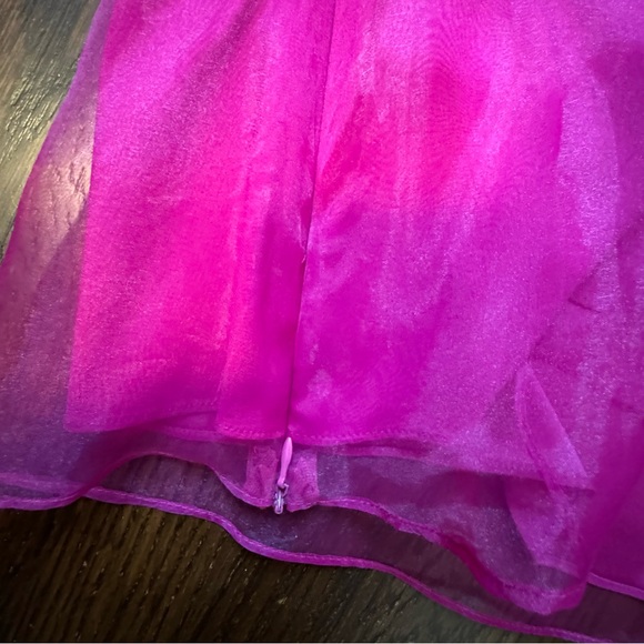 Spense Pink Ruffle Top Size Small - Picture 6 of 6